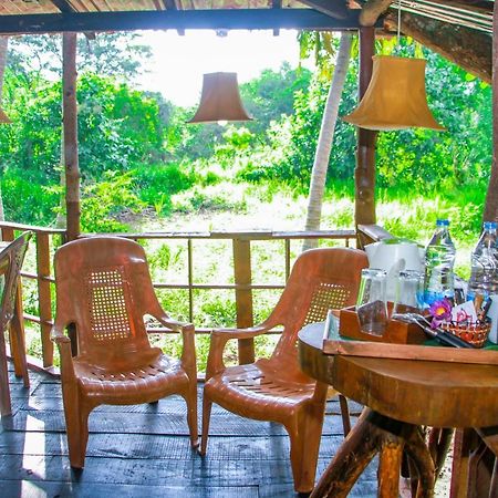 Experience The Comforts Of An Amazing Treehouse Sigiriya Exterior foto